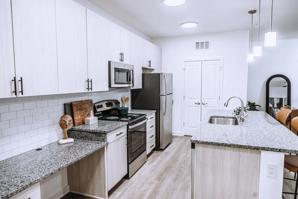 Spacious 1 Bed/ 1 Bath Apartment in Downtown Charlotte