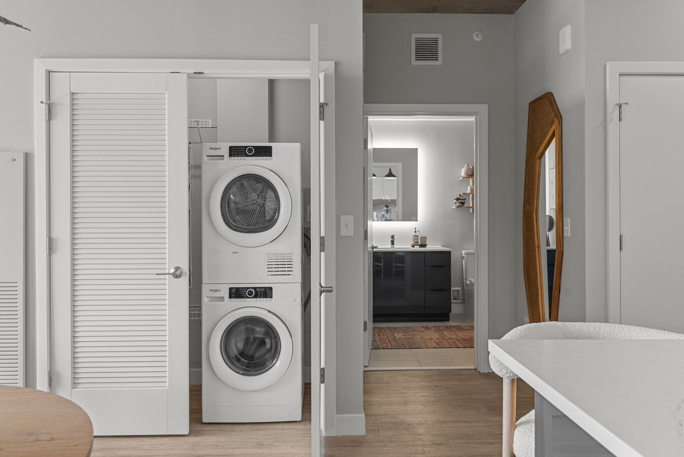 FURNISHED 1 BED/ 1 BATH APARTMENT IN NASHVILLE