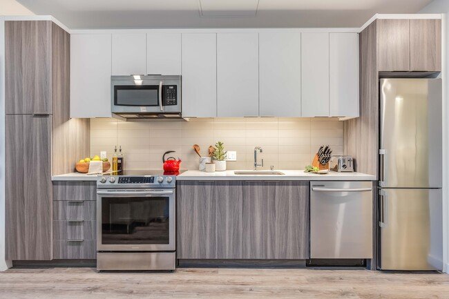 COMFORTABLE 1 BED/ 1 BATH APARTMENT IN DOWNTOWN HONOLULU